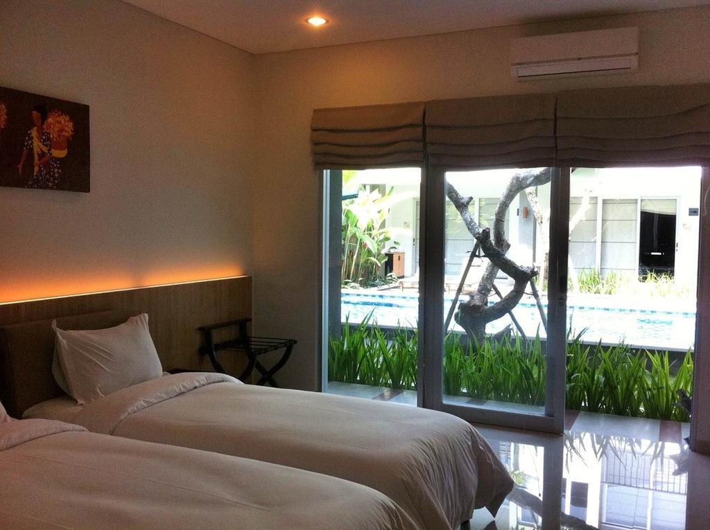 มิ คาซา เรสซิเดนซ์ Bed & Breakfast เซมินยัค ห้อง รูปภาพ